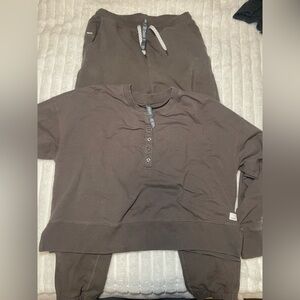 Vuori Sweatsuit - Brown